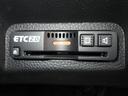 ｅ：ＨＥＶＺ　ホンダセンシング純正メモリーナビＢｌｕｅｔｏｏｔｈドラレコＥＴＣＲカメラワンオーナー　衝突回避支援ブレーキ機能　１オナ　スマキ　Ｐトランク　フルオートエアコン　Ｄレコ　エアバッグ　両席エアバック（11枚目）