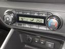 エアコンはオートエアコンでお好みの温度調整が出来、オールシーズン快適にドライブできます!さらに、運転席&助手席シートヒーターが付いてます。