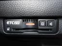 ｅ：ＨＥＶ　ホンダセンシングホンダコネクトディスプレイＢｌｕｅｔｏｏｔｈＥＴＣＲカメラワンオーナー　盗難防止システム　クリアランスソナー　オートクルーズコントロール　地デジフルセグ　後カメラ　１オーナー車　記録簿（10枚目）