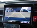バックをするとき自動でリアの様子が映る『リアカメラ』付き!ナビ画面で確認しながらバックができますから安心ですね。でも、目視も大切ですよ!安全第一でお願いします!