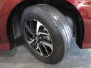 タイヤはブリヂストンプレイズ2023年製がついています。そして足元を精悍に引き締めるホンダ純正16インチアルミホイール、おしゃれは足元から、カッコイイですね!