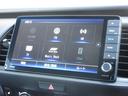 ナビゲーションはギャザズ９インチナビ（ＶＸＵ－２０５ＦＴｉ）を装着しております。ＡＭ、ＦＭ、ＣＤ、ＤＶＤ再生、Ｂｌｕｅｔｏｏｔｈ、音楽録音再生、フルセグＴＶがご使用いただけます。