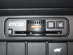 今や必需品のＥＴＣが付いています！ＥＴＣを使えば土日祝日割や深夜割などのメリットを受けることができます。（※注、ＥＴＣセットアップ費用は含まれておりません。別途必要となります。 7