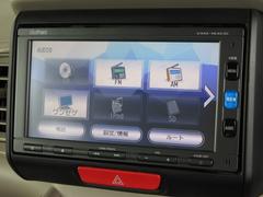 ナビゲーションはギャザズメモリーナビ（ＶＸＭ−１６４ＣＳｉ）を装着しております。ＡＭ、ＦＭ、ＣＤ、Ｂｌｕｅｔｏｏｔｈ、ワンセグＴＶがご使用いただけます。 2