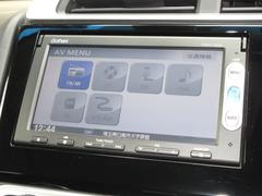 ナビゲーションはギャザズメモリーナビ（ＶＸＭ−１４５Ｃ）を装着しております。ＡＭ、ＦＭ、ＣＤがご使用いただけます。 2