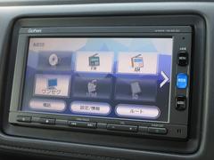 ナビゲーションはギャザズメモリーナビ（ＶＸＭ−１６４ＣＳｉ）を装着しております。ＡＭ、ＦＭ、ＣＤ、Ｂｌｕｅｔｏｏｔｈ、ワンセグＴＶがご使用いただけます。初めて訪れた場所でも安心ですね！ 2