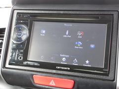 パイオニア製ディスプレイオーディオ（ＦＨ−７７０ＤＶＤ）が装着されております。ＡＭ、ＦＭ、ＣＤ、ＤＶＤ再生がご使用いただけます。初めて訪れた場所でも道に迷わず安心ですね！ 4