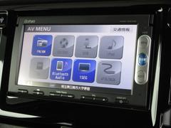 ナビゲーションはギャザズメモリーナビ（ＶＸＭ−１５５ＶＳｉ）を装着しております。ＡＭ、ＦＭ、ＣＤ、ＤＶＤ再生、Ｂｌｕｅｔｏｏｔｈ、ワンセグＴＶがご使用いただけます。初めて訪れた場所でも安心ですね！ 2