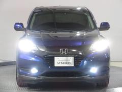 ハロゲンより明るく、より遠くまでさらなる安心感のあるＬＥＤヘッドライトを採用。照射軸の上下方向を自動調整するオートレベリング機構、点灯忘れも防止できるオートライトコントロール機構付きです。 5