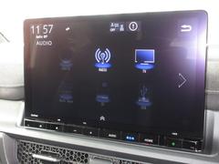 ナビゲーションはギャザズメモリーナビ（ＬＸＭ−２４７ＶＦＬｉ）が装着されております。ＡＭ、ＦＭ、ＣＤ、ＤＶＤ再生、音楽録音再生、フルセグＴＶ、Ｂｌｕｅｔｏｏｔｈがご使用いただけます。 2