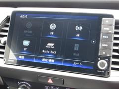ナビゲーションはギャザズ９インチメモリーナビ（ＶＸＵ−２４５ＦＴｉ）が装着されております。ＡＭ、ＦＭ、ＣＤ、ＤＶＤ再生、音楽録音再生、フルセグＴＶ、Ｂｌｕｅｔｏｏｔｈがご使用いただけます。 2