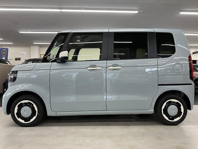 Ｎ－ＢＯＸ ファッションスタイル　車検令和９年１０月迄　走行３ｋｍ　届出済み未使用車　ナビ装着用スペシャルＰＫＧ　左パワースライドドア　ホンダセンシング　キーフリー　Ｐスタート　ＬＥＤヘッドライト　ブレーキホールド　ショールーム内保管（15枚目）
