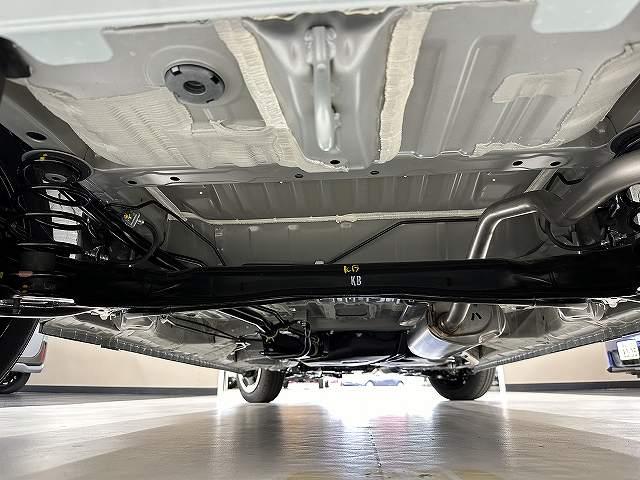 Ｎ－ＢＯＸ ファッションスタイル　車検令和９年１０月迄　走行３ｋｍ　届出済み未使用車　ナビ装着用スペシャルＰＫＧ　左パワースライドドア　ホンダセンシング　キーフリー　Ｐスタート　ＬＥＤヘッドライト　ブレーキホールド　ショールーム内保管（19枚目）