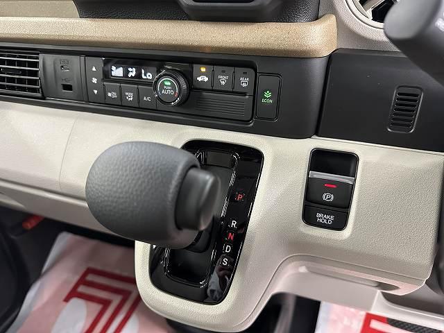 Ｎ－ＢＯＸ ファッションスタイル　車検令和９年１０月迄　走行３ｋｍ　届出済み未使用車　ナビ装着用スペシャルＰＫＧ　左パワースライドドア　ホンダセンシング　キーフリー　Ｐスタート　ＬＥＤヘッドライト　ブレーキホールド　ショールーム内保管（39枚目）