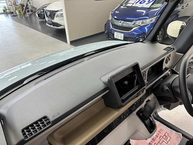 Ｎ－ＢＯＸ ファッションスタイル　車検令和９年１０月迄　走行３ｋｍ　届出済み未使用車　ナビ装着用スペシャルＰＫＧ　左パワースライドドア　ホンダセンシング　キーフリー　Ｐスタート　ＬＥＤヘッドライト　ブレーキホールド　ショールーム内保管（42枚目）