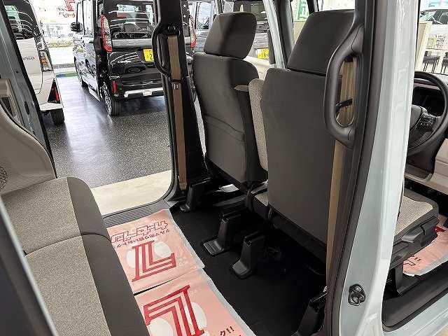 Ｎ－ＢＯＸ ファッションスタイル　車検令和９年１０月迄　走行３ｋｍ　届出済み未使用車　ナビ装着用スペシャルＰＫＧ　左パワースライドドア　ホンダセンシング　キーフリー　Ｐスタート　ＬＥＤヘッドライト　ブレーキホールド　ショールーム内保管（43枚目）