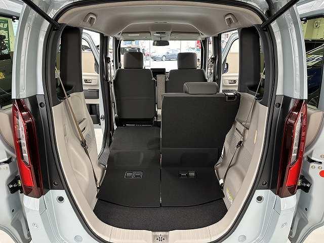 Ｎ－ＢＯＸ ファッションスタイル　車検令和９年１０月迄　走行３ｋｍ　届出済み未使用車　ナビ装着用スペシャルＰＫＧ　左パワースライドドア　ホンダセンシング　キーフリー　Ｐスタート　ＬＥＤヘッドライト　ブレーキホールド　ショールーム内保管（47枚目）