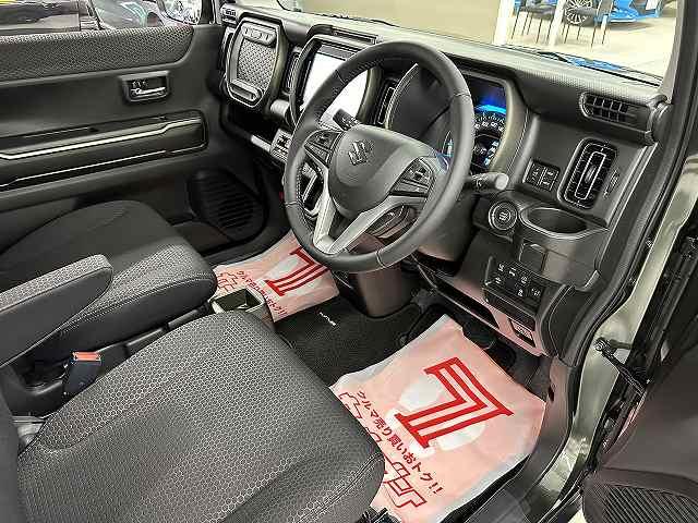 ハスラー タフワイルド　走行５キロ　車検令和９年１１月　屋内保管　純正９インチ全方位モニタ付きナビＴＶ　フロアマット　シートヒーター　キーフリ　Ｐスタート　クリアランスソナー　ＬＥＤヘッドライト　フォグ　衝突被害軽減ブレーキ（5枚目）