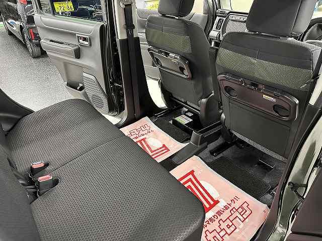 ハスラー タフワイルド　走行５キロ　車検令和９年１１月　屋内保管　純正９インチ全方位モニタ付きナビＴＶ　フロアマット　シートヒーター　キーフリ　Ｐスタート　クリアランスソナー　ＬＥＤヘッドライト　フォグ　衝突被害軽減ブレーキ（47枚目）
