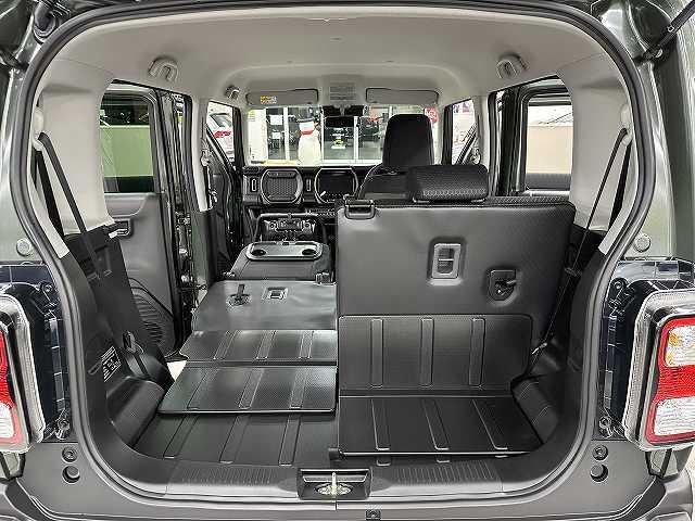 ハスラー タフワイルド　走行５キロ　車検令和９年１１月　屋内保管　純正９インチ全方位モニタ付きナビＴＶ　フロアマット　シートヒーター　キーフリ　Ｐスタート　クリアランスソナー　ＬＥＤヘッドライト　フォグ　衝突被害軽減ブレーキ（54枚目）