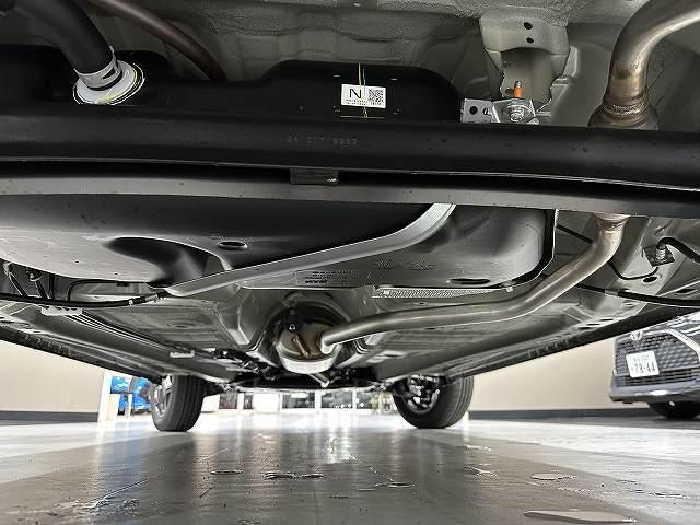 ハスラー タフワイルド　走行５キロ　車検令和９年１１月　屋内保管　純正９インチ全方位モニタ付きナビＴＶ　フロアマット　シートヒーター　キーフリ　Ｐスタート　クリアランスソナー　ＬＥＤヘッドライト　フォグ　衝突被害軽減ブレーキ（65枚目）