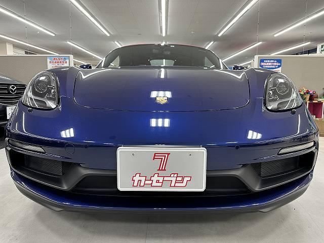 ７１８ボクスター ７１８ボクスターＧＴＳ　４．０　ユーザー買取　ディーラー車　禁煙　１オナ車　純正ナビ　バックカメラ　ＥＴＣ２．０　ボルドーレッドレザーシート＆エンボス加工ヘッドレスト＆シートヒータ　電動可倒式ドアミラ　キセノンヘッドライトＰＤＬＳ付（12枚目）