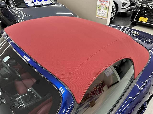 ７１８ボクスター ７１８ボクスターＧＴＳ　４．０　ユーザー買取　ディーラー車　禁煙　１オナ車　純正ナビ　バックカメラ　ＥＴＣ２．０　ボルドーレッドレザーシート＆エンボス加工ヘッドレスト＆シートヒータ　電動可倒式ドアミラ　キセノンヘッドライトＰＤＬＳ付（16枚目）