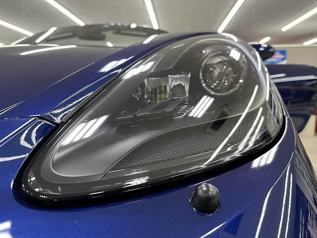 ７１８ボクスター ７１８ボクスターＧＴＳ　４．０　ユーザー買取　ディーラー車　禁煙　１オナ車　純正ナビ　バックカメラ　ＥＴＣ２．０　ボルドーレッドレザーシート＆エンボス加工ヘッドレスト＆シートヒータ　電動可倒式ドアミラ　キセノンヘッドライトＰＤＬＳ付（39枚目）