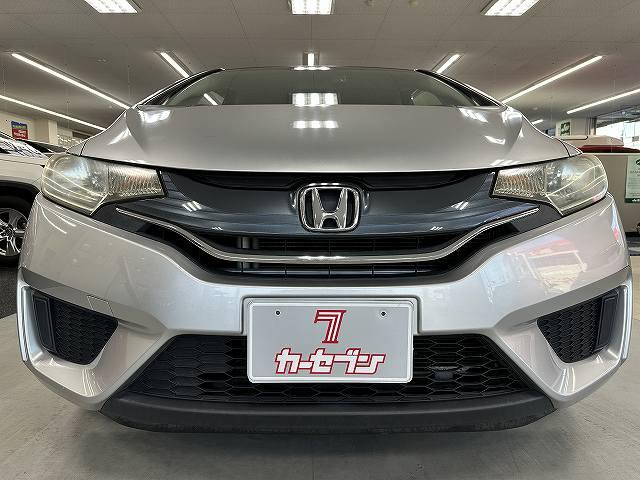 フィット １３Ｇ・Ｆパッケージ　元リース車両　ユーザー買取　純正ナビＴＶ　ブルートゥースオーディオ　ＥＴＣ　ドライブレコーダー　電動格納ミラー　アイドリングストップ　キーフリー　プッシュスタート（13枚目）