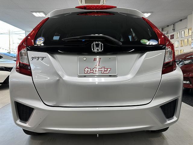 フィット １３Ｇ・Ｆパッケージ　元リース車両　ユーザー買取　純正ナビＴＶ　ブルートゥースオーディオ　ＥＴＣ　ドライブレコーダー　電動格納ミラー　アイドリングストップ　キーフリー　プッシュスタート（15枚目）