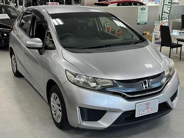 フィット １３Ｇ・Ｆパッケージ　元リース車両　ユーザー買取　純正ナビＴＶ　ブルートゥースオーディオ　ＥＴＣ　ドライブレコーダー　電動格納ミラー　アイドリングストップ　キーフリー　プッシュスタート（22枚目）