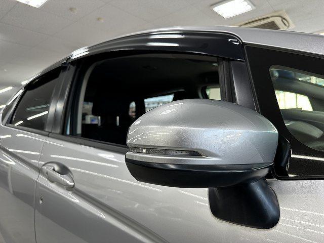 フィット １３Ｇ・Ｆパッケージ　元リース車両　ユーザー買取　純正ナビＴＶ　ブルートゥースオーディオ　ＥＴＣ　ドライブレコーダー　電動格納ミラー　アイドリングストップ　キーフリー　プッシュスタート（26枚目）