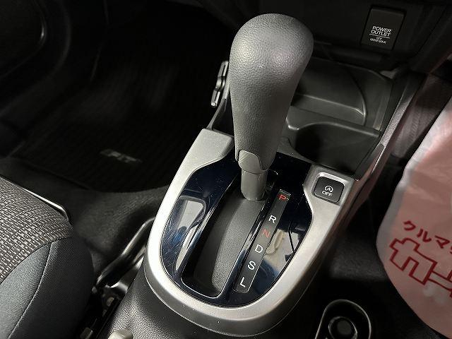 フィット １３Ｇ・Ｆパッケージ　元リース車両　ユーザー買取　純正ナビＴＶ　ブルートゥースオーディオ　ＥＴＣ　ドライブレコーダー　電動格納ミラー　アイドリングストップ　キーフリー　プッシュスタート（38枚目）