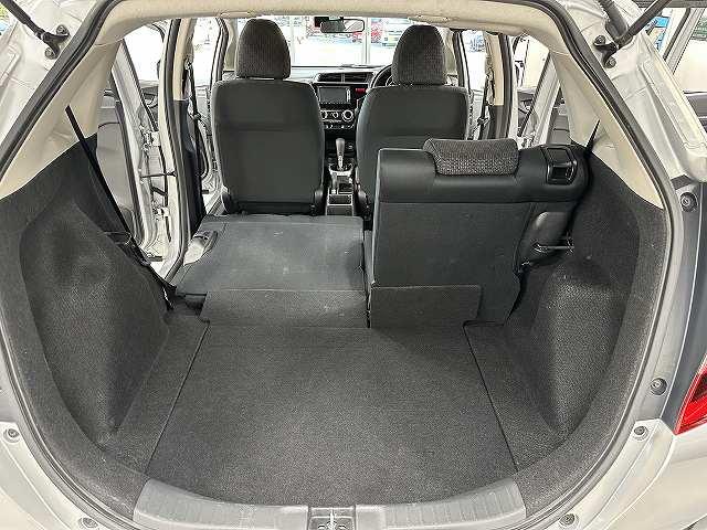 フィット １３Ｇ・Ｆパッケージ　元リース車両　ユーザー買取　純正ナビＴＶ　ブルートゥースオーディオ　ＥＴＣ　ドライブレコーダー　電動格納ミラー　アイドリングストップ　キーフリー　プッシュスタート（48枚目）