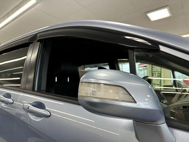 フリードスパイクハイブリッド ジャストセレクション　後期型　ユーザー買取　上面部雹被害有り　純正９インチナビＴＶ　フロント＆バックカメラ　ブルートゥースオーディオ　ＥＴＣ　両側パワースライドドア　ＨＩＤヘッドライト　電動格納ミラー　　キーフリー（26枚目）