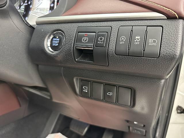 ハリアー プログレス　ユーザー買取　禁煙　１オーナー車　ＪＢＬ純正ナビＴＶ　ＰＶモニター　ＴＲＤフロント＆リアアンダーエアロ　ＥＴＣ　ＬＥＤヘッドライト＆フォグ　前後ドライブレコーダー　リアパワーゲート　オートホールド（36枚目）