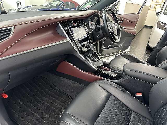 ハリアー プログレス　ユーザー買取　禁煙　１オーナー車　ＪＢＬ純正ナビＴＶ　ＰＶモニター　ＴＲＤフロント＆リアアンダーエアロ　ＥＴＣ　ＬＥＤヘッドライト＆フォグ　前後ドライブレコーダー　リアパワーゲート　オートホールド（46枚目）