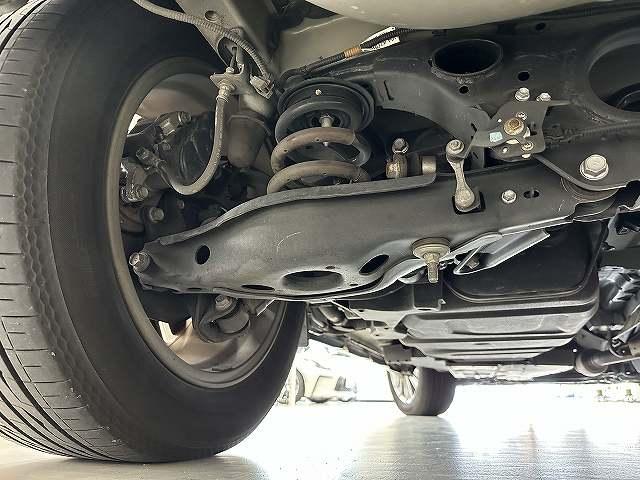 ハリアー プログレス　ユーザー買取　禁煙　１オーナー車　ＪＢＬ純正ナビＴＶ　ＰＶモニター　ＴＲＤフロント＆リアアンダーエアロ　ＥＴＣ　ＬＥＤヘッドライト＆フォグ　前後ドライブレコーダー　リアパワーゲート　オートホールド（64枚目）