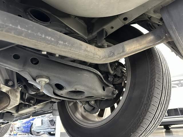 ハリアー プログレス　ユーザー買取　禁煙　１オーナー車　ＪＢＬ純正ナビＴＶ　ＰＶモニター　ＴＲＤフロント＆リアアンダーエアロ　ＥＴＣ　ＬＥＤヘッドライト＆フォグ　前後ドライブレコーダー　リアパワーゲート　オートホールド（66枚目）