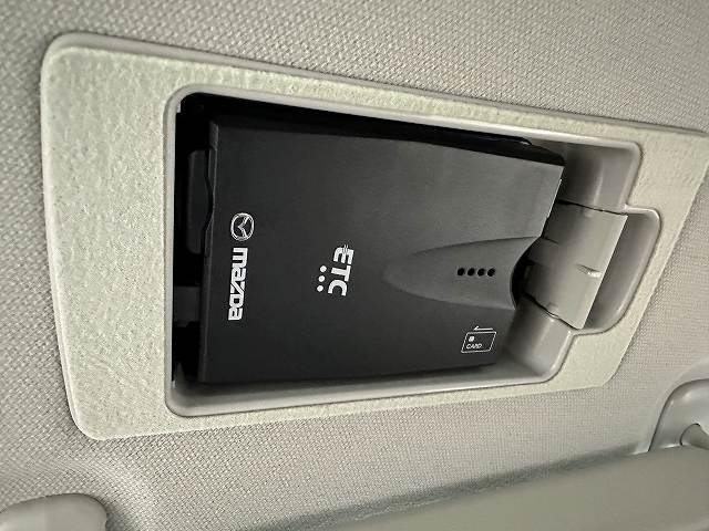 アクセラ １５Ｓプロアクティブ　ユーザー買取　禁煙　１オーナー車　純正ナビＴＶ　ブルートゥースオーディオ　バックカメラ　ＥＴＣ　１８インチアルミ　ＬＥＤヘッドライト　ヘッドＵＰディスプレイ　プッシュスタート　衝突被害軽減ブレーキ（45枚目）