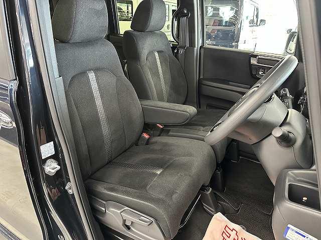Ｎ－ＢＯＸカスタム Ｌ　ユーザー買取　禁煙　１オナ車　純正ナビＴＶ　ブルートゥースオーディオ　ＥＴＣ　前後ドライブレコーダー　左パワースライドドア　ＬＥＤヘッドライト　オートホールド　前席シートヒーター　衝突被害軽減ブレーキ（46枚目）