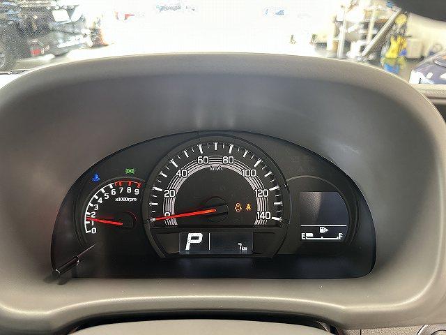 エブリイ ジョイン　届出済未使用車　バックアイカメラ付きディスプレイオーディオ　ラバーマット　屋内保管　走行７キロ　ＬＥＤヘッドライト　Ｐスタート　シートヒータ　デュアルカメラブレーキサポート　リアヒータ　分割リアシート（30枚目）