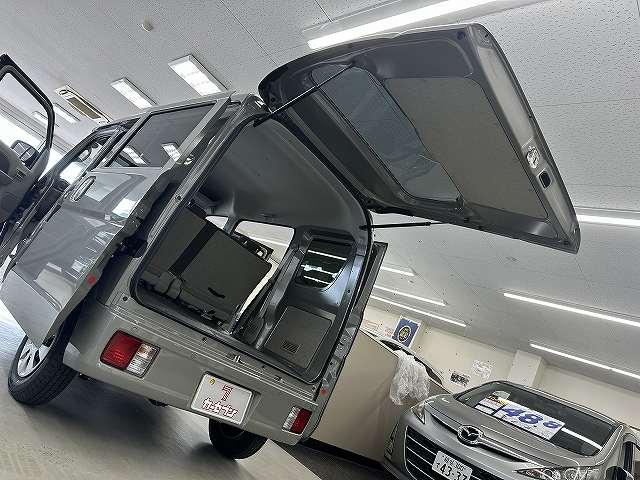 エブリイ ジョイン　届出済未使用車　バックアイカメラ付きディスプレイオーディオ　ラバーマット　屋内保管　走行７キロ　ＬＥＤヘッドライト　Ｐスタート　シートヒータ　デュアルカメラブレーキサポート　リアヒータ　分割リアシート（49枚目）