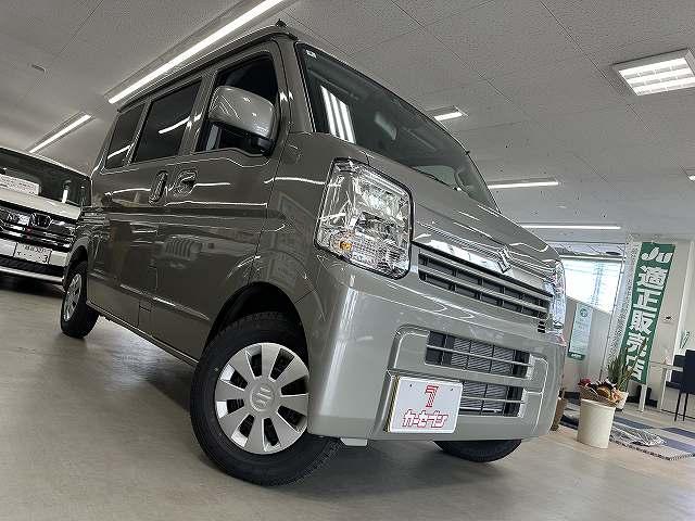 エブリイ ジョイン　届出済未使用車　バックアイカメラ付きディスプレイオーディオ　ラバーマット　屋内保管　走行７キロ　ＬＥＤヘッドライト　Ｐスタート　シートヒータ　デュアルカメラブレーキサポート　リアヒータ　分割リアシート（50枚目）