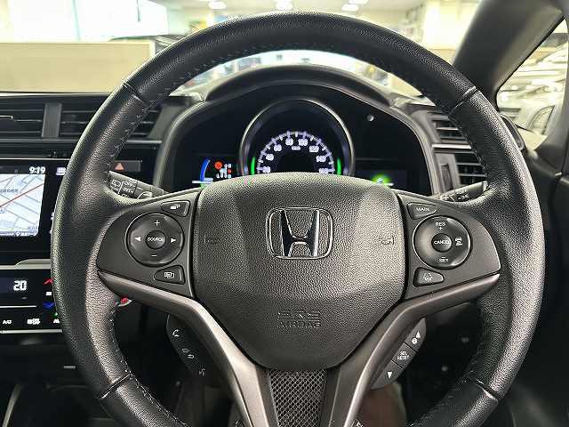 フィットハイブリッド Ｓ　ホンダセンシング　ユーザー買取　禁煙　１オナ車　純正ナビＴＶ　バックカメラ　ＢＴオーディオ　ＥＴＣ　ＬＥＤヘッドライト＆フォグランプ　Ｐスタート　純正１６インチＡＷ　パドルシフト　衝突被害軽減ブレーキ　走行７８３１キロ（31枚目）