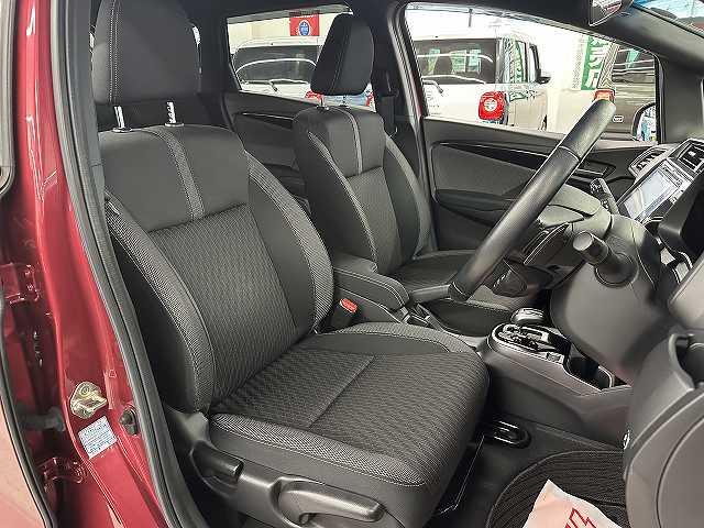 フィットハイブリッド Ｓ　ホンダセンシング　ユーザー買取　禁煙　１オナ車　純正ナビＴＶ　バックカメラ　ＢＴオーディオ　ＥＴＣ　ＬＥＤヘッドライト＆フォグランプ　Ｐスタート　純正１６インチＡＷ　パドルシフト　衝突被害軽減ブレーキ　走行７８３１キロ（41枚目）