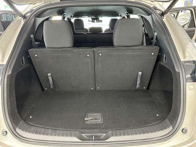 ＣＸ－８ ＸＤ　スマートエディション　ユーザー買取　７人乗　１オナ車　純正１０．２５型センターディスプレイ　地デジ　３６０℃ビューカメラ　ＥＴＣ　前後ドライブレコーダー　リアパワーゲート　前席シートヒータ　Ｐスタート　衝突被害軽減ブレーキ（10枚目）