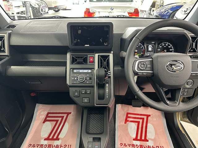 タフト G ダーククロムベンチャー 届出済未使用車 走行5キロ 車検令和10年10月21日 室内保管 禁煙車 ムーンルーフ LEDヘッドライト&フォグ オートホールド ACC 前席シートヒーター プッシュスタート 衝突被害軽減ブレーキ(3枚目)