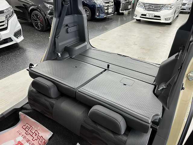 タフト G ダーククロムベンチャー 届出済未使用車 走行5キロ 車検令和10年10月21日 室内保管 禁煙車 ムーンルーフ LEDヘッドライト&フォグ オートホールド ACC 前席シートヒーター プッシュスタート 衝突被害軽減ブレーキ(10枚目)