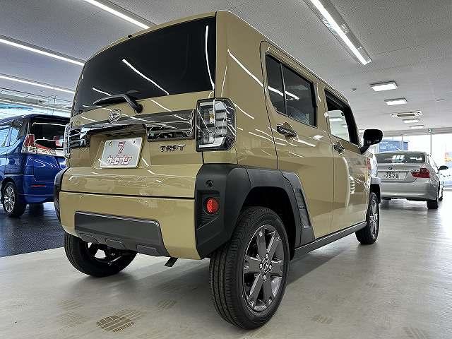 タフト G ダーククロムベンチャー 届出済未使用車 走行5キロ 車検令和10年10月21日 室内保管 禁煙車 ムーンルーフ LEDヘッドライト&フォグ オートホールド ACC 前席シートヒーター プッシュスタート 衝突被害軽減ブレーキ(23枚目)